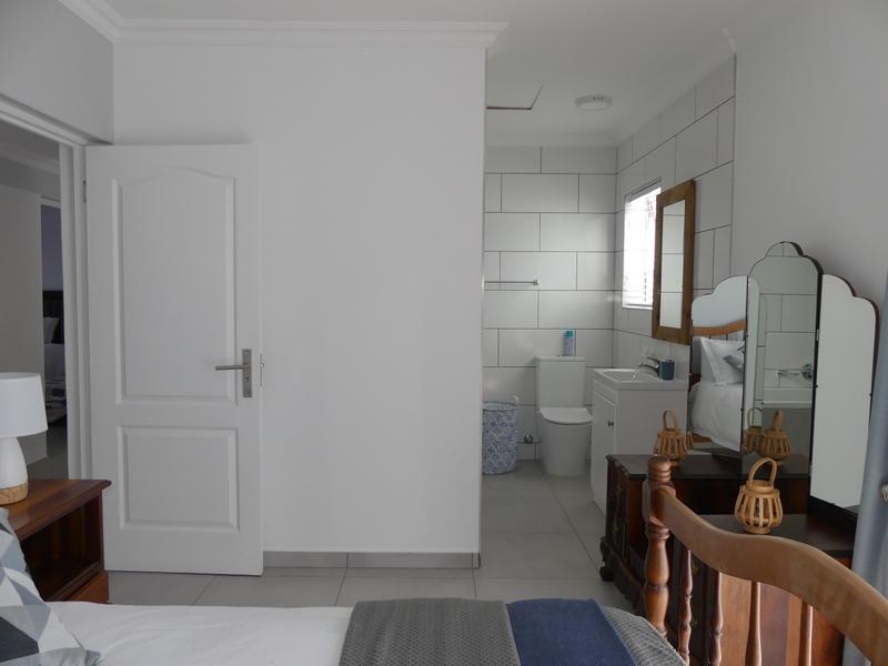 5 Bedroom Property for Sale in Britannia Bay Western Cape